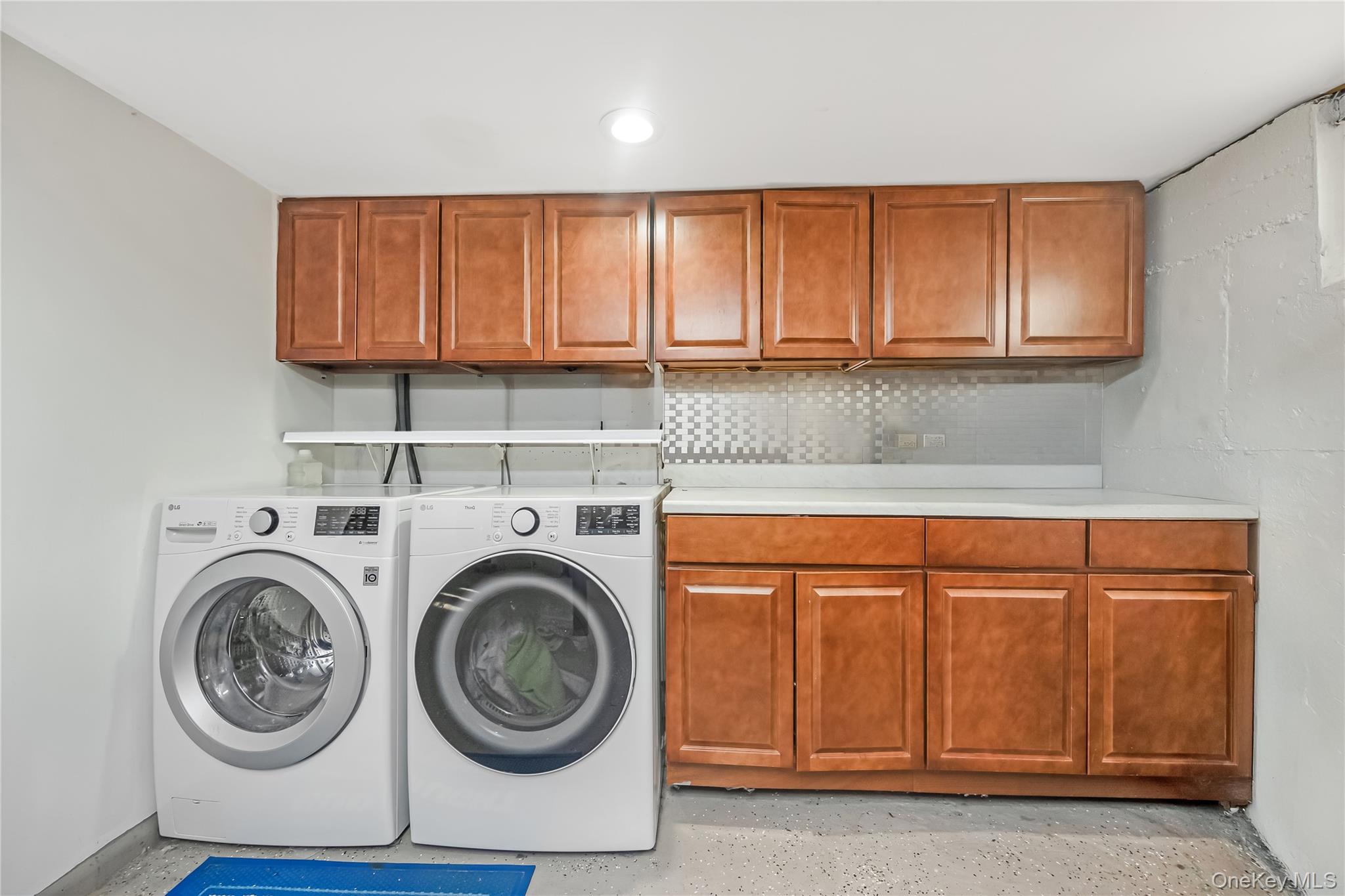 6722 166th Street, Fresh Meadows, NY 11365