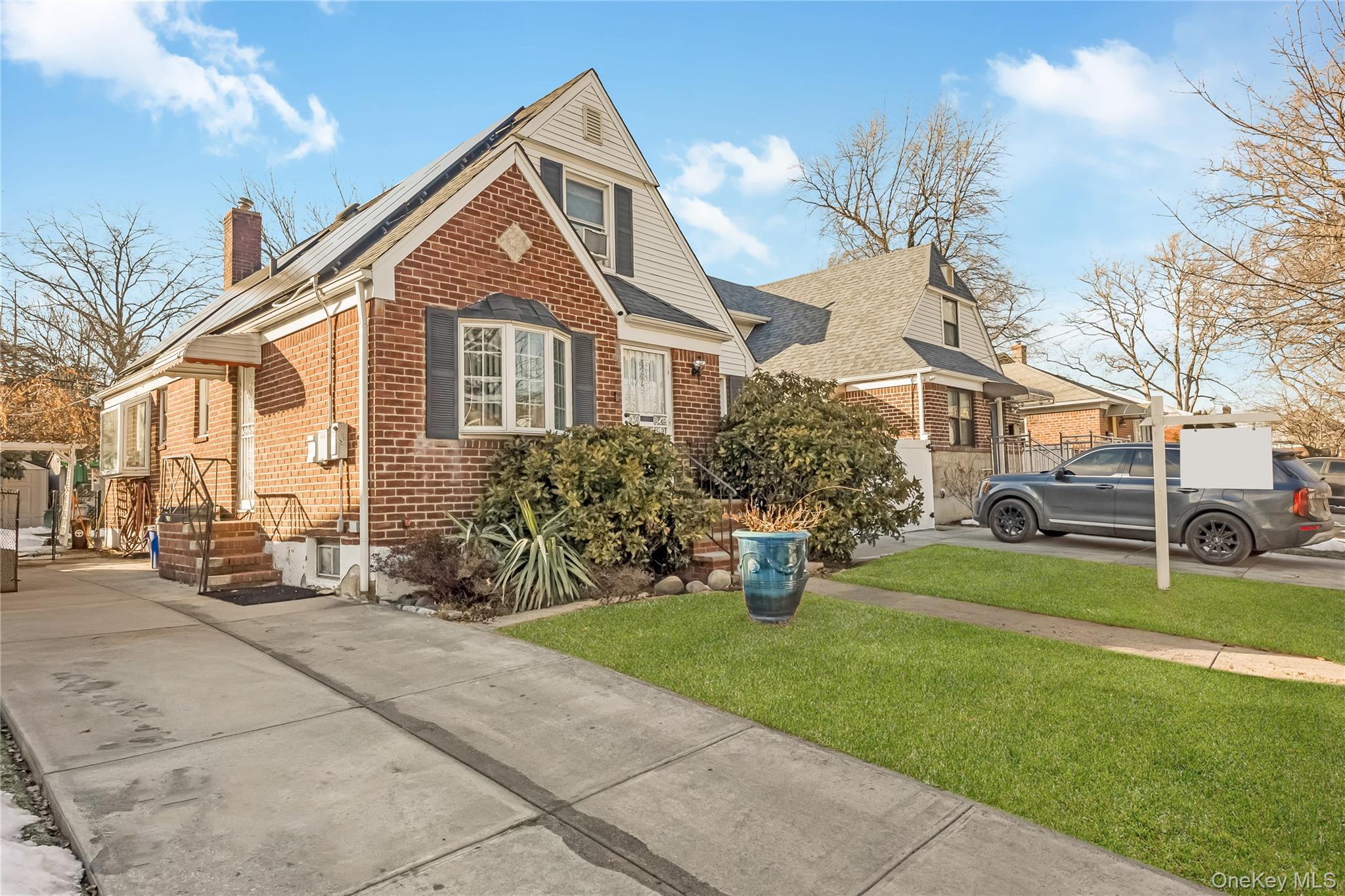 6722 166th Street, Fresh Meadows, NY 11365