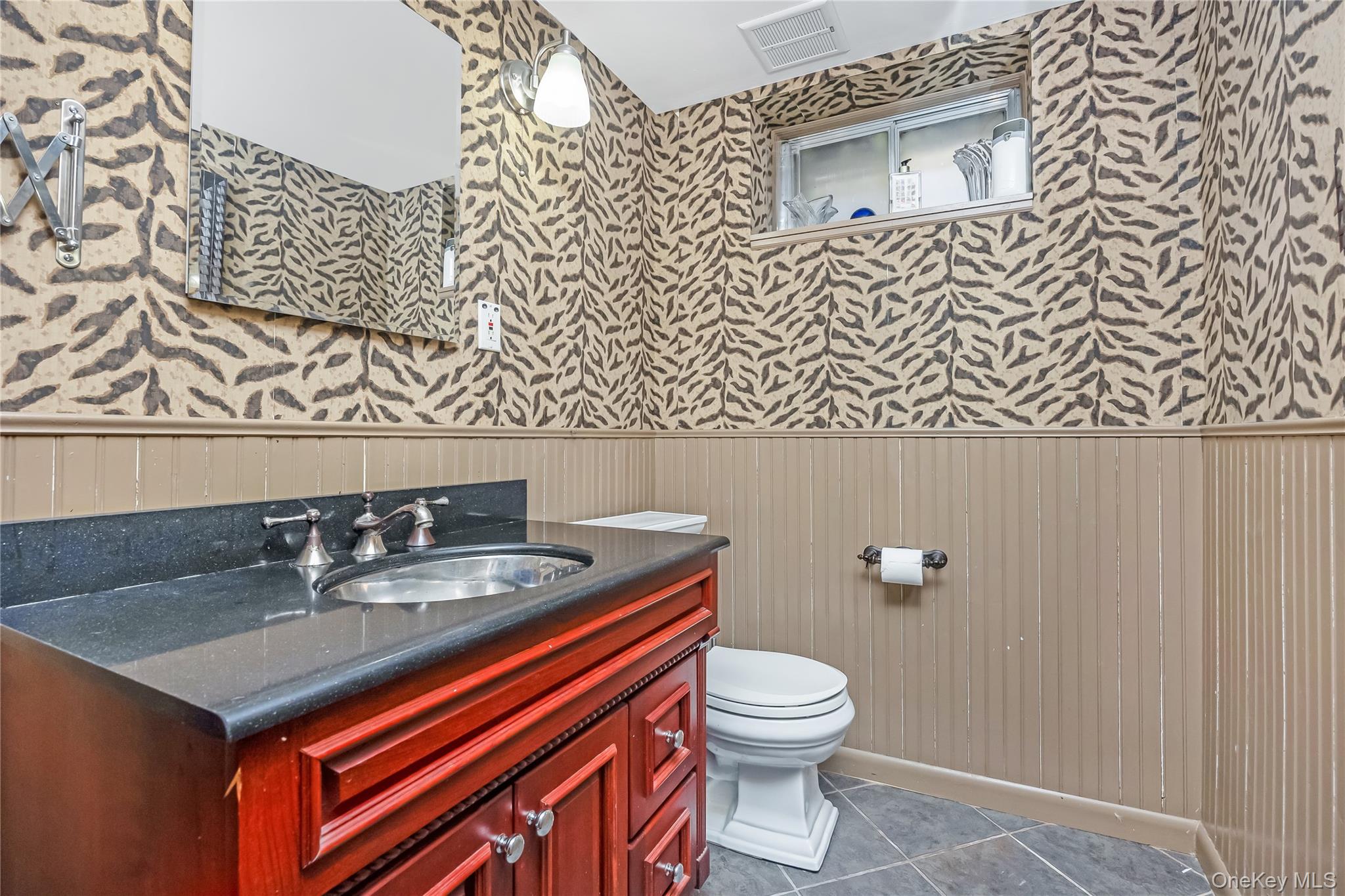 6722 166th Street, Fresh Meadows, NY 11365