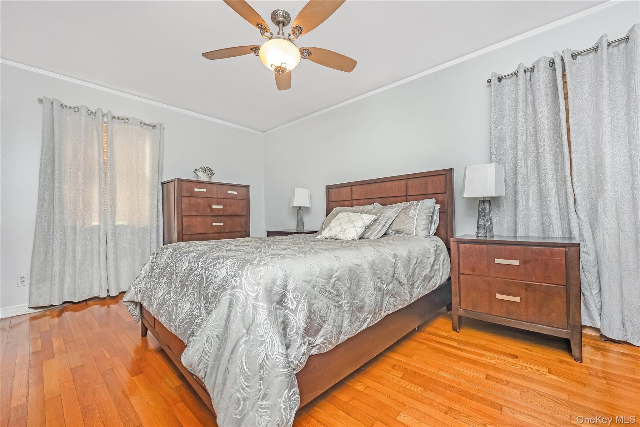 6722 166th Street, Fresh Meadows, NY 11365