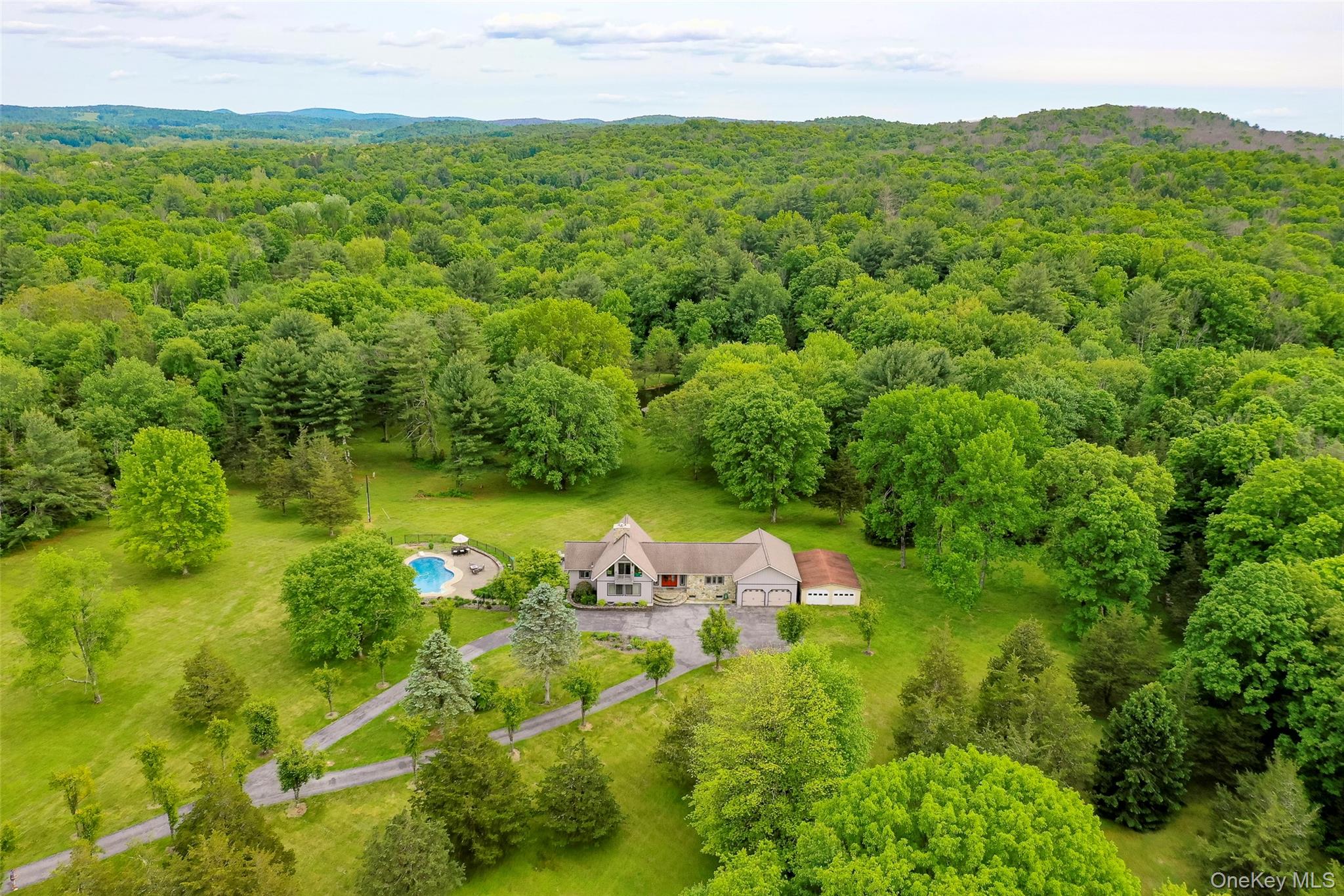 129 Clinton Corners Road, Salt Point, NY 12578