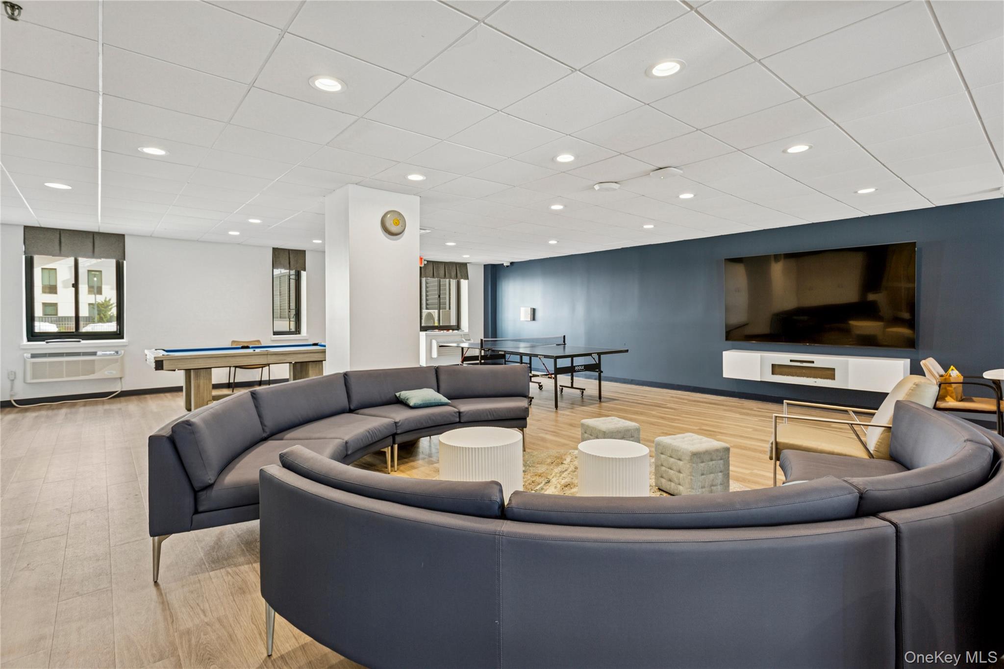 100 W Broadway # 1D, Long Beach, NY 11561