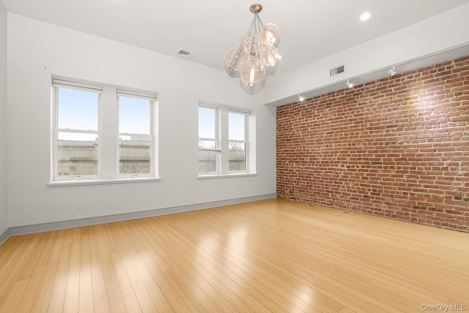 343 Greenwich Avenue # 2, Greenwich, CT 06830