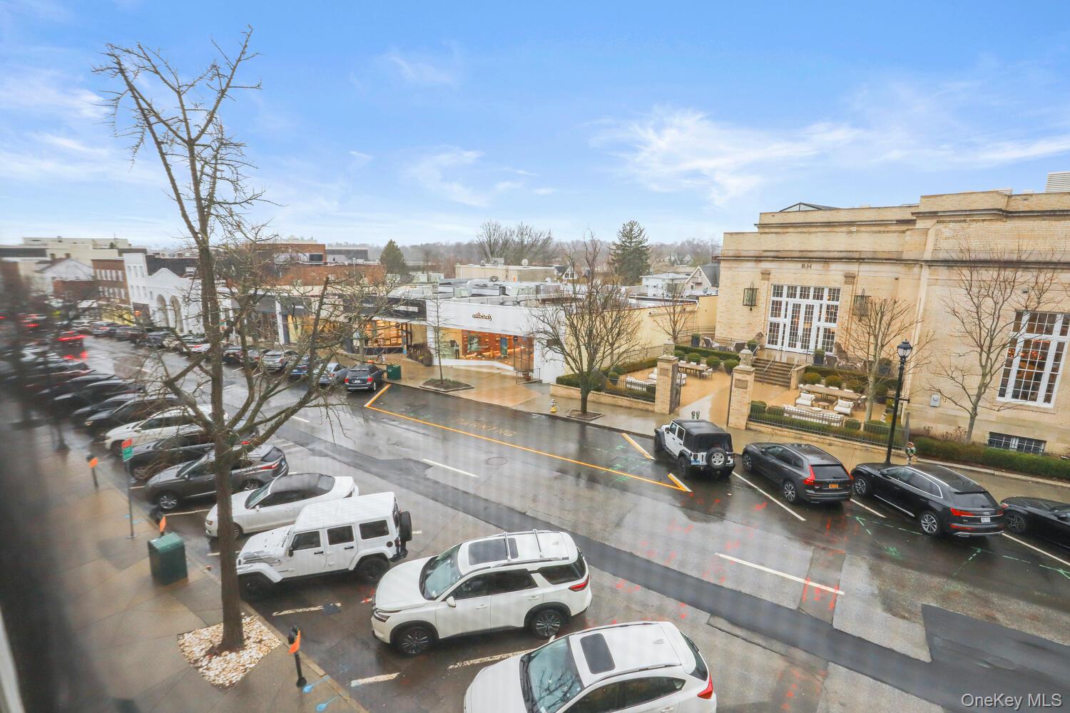 343 Greenwich Avenue # 2, Greenwich, CT 06830