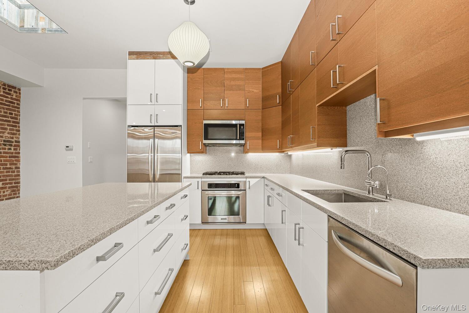 343 Greenwich Avenue # 2, Greenwich, CT 06830