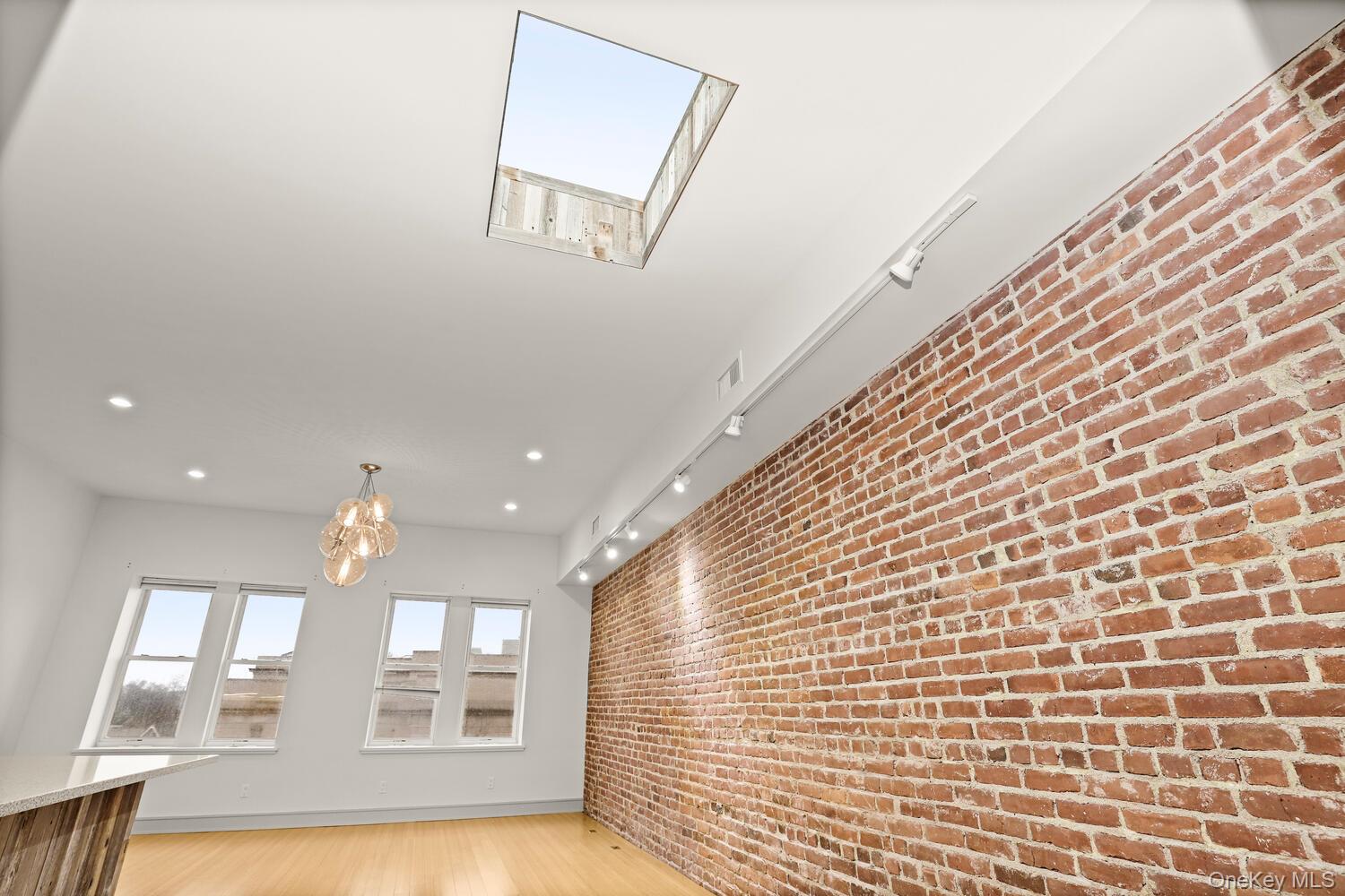 343 Greenwich Avenue # 2, Greenwich, CT 06830