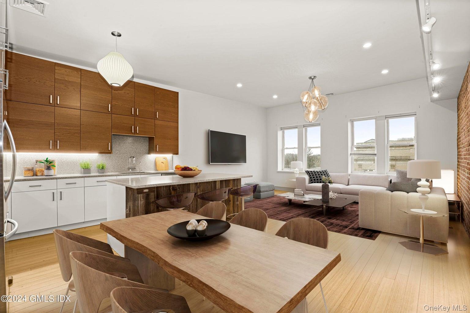 343 Greenwich Avenue # 2, Greenwich, CT 06830