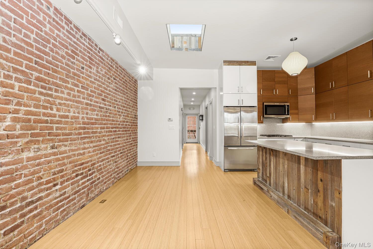 343 Greenwich Avenue # 2, Greenwich, CT 06830