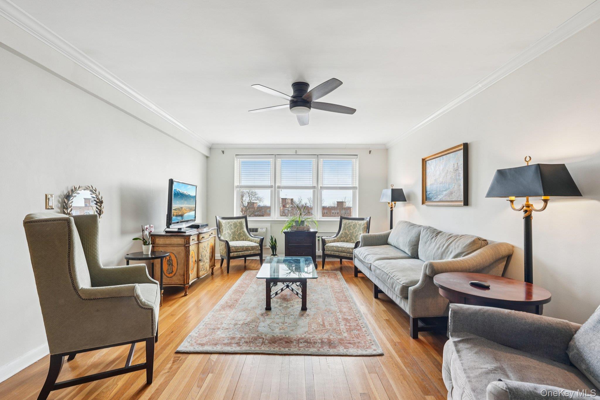 4 4 Putnam Hill # 4F, Greenwich, NY 06830