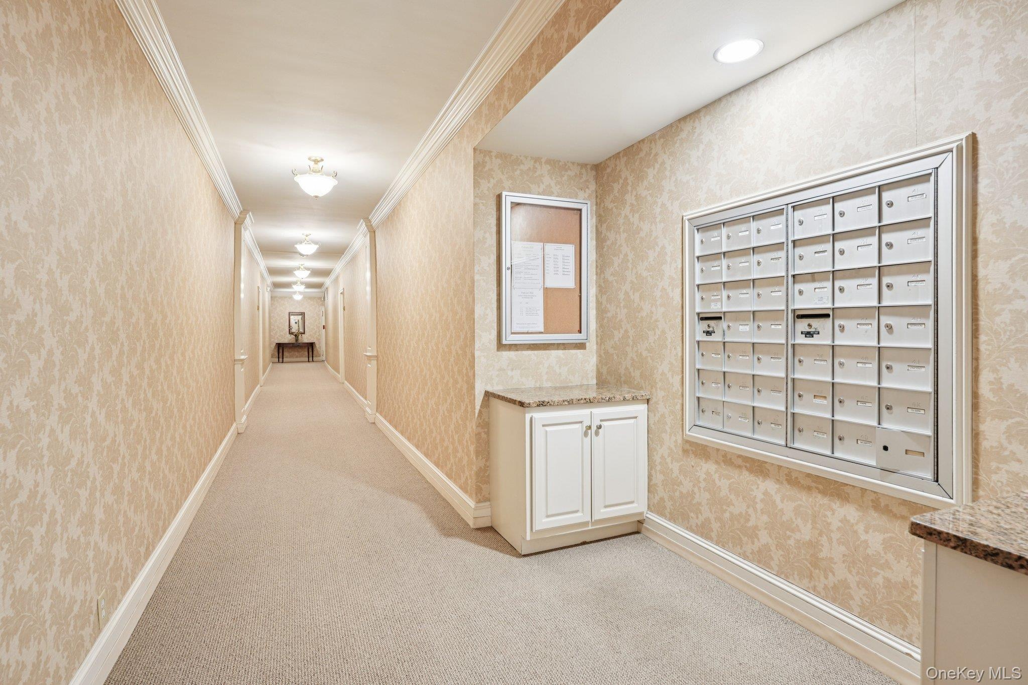 4 Putnam Hill # 4F, Greenwich, NY 06830