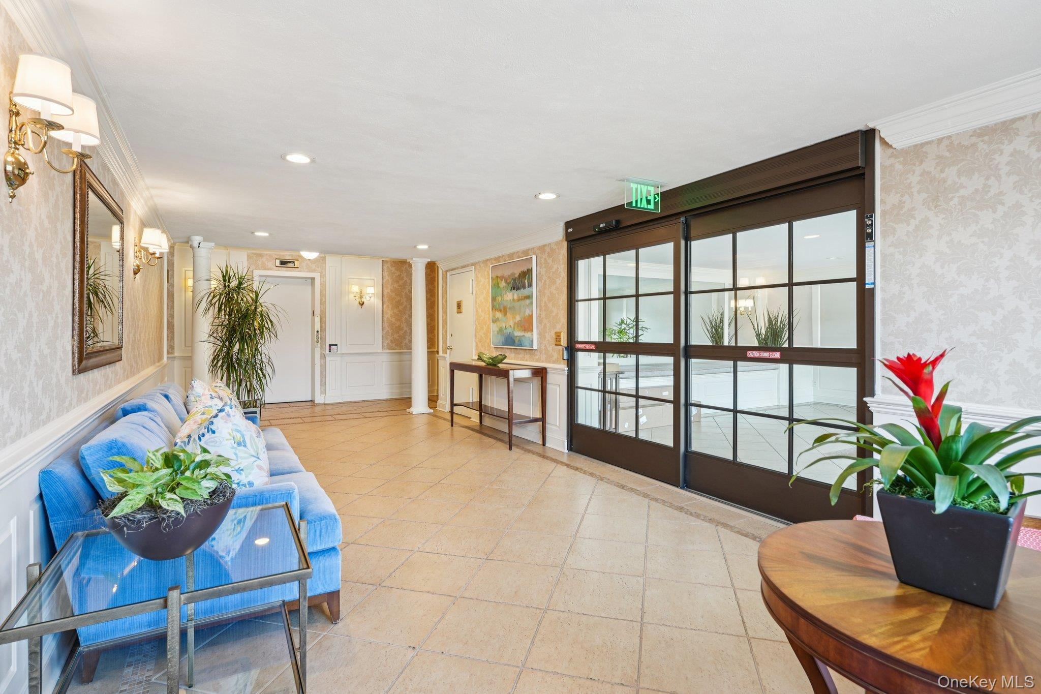 4 Putnam Hill # 4F, Greenwich, NY 06830