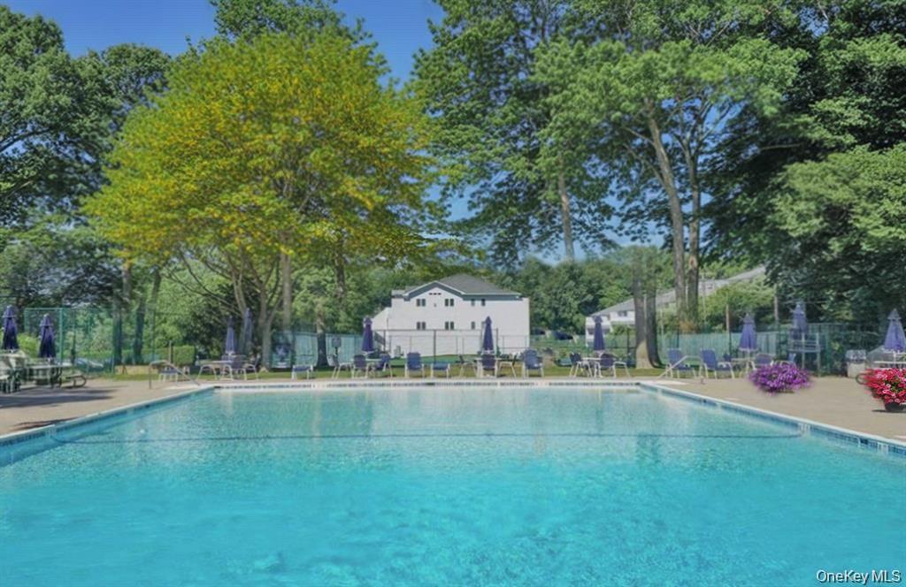 508 Fox Hill Drive, Calverton, NY 11933