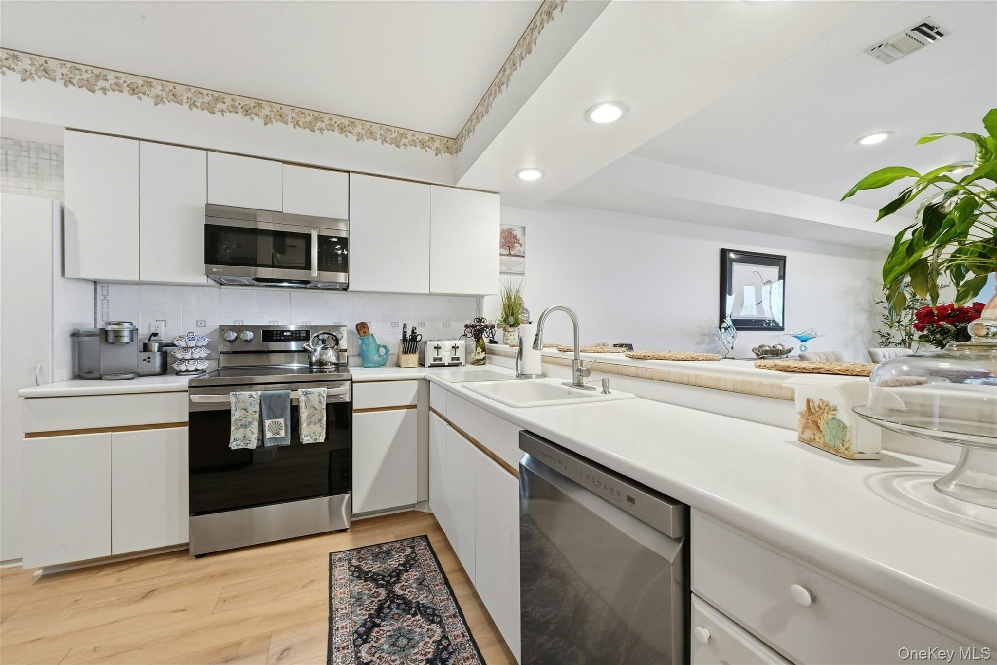 508 Fox Hill Drive, Calverton, NY 11933