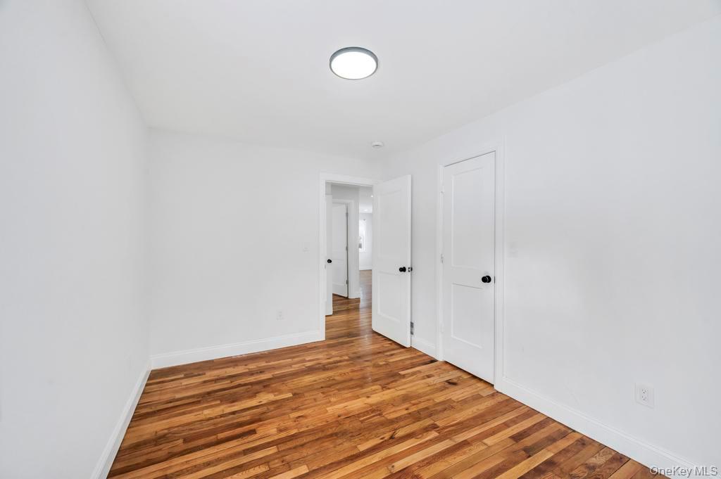 33 Silverpine Drive, Amityville, NY 11701