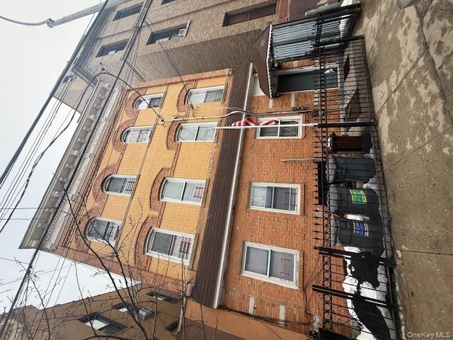 686 Fairview Avenue, Ridgewood, NY 11385