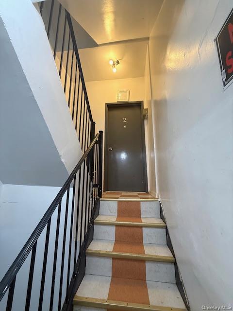 686 Fairview Avenue, Ridgewood, NY 11385