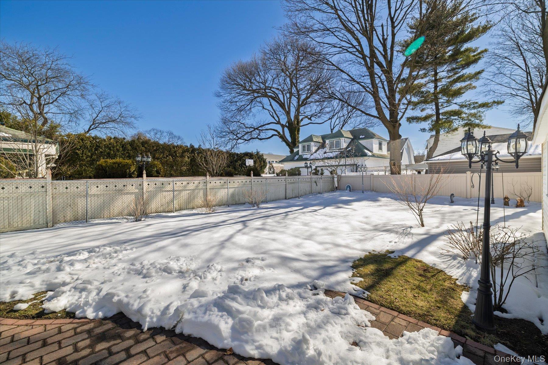 43 Garfield Place, East Rockaway, NY 11518