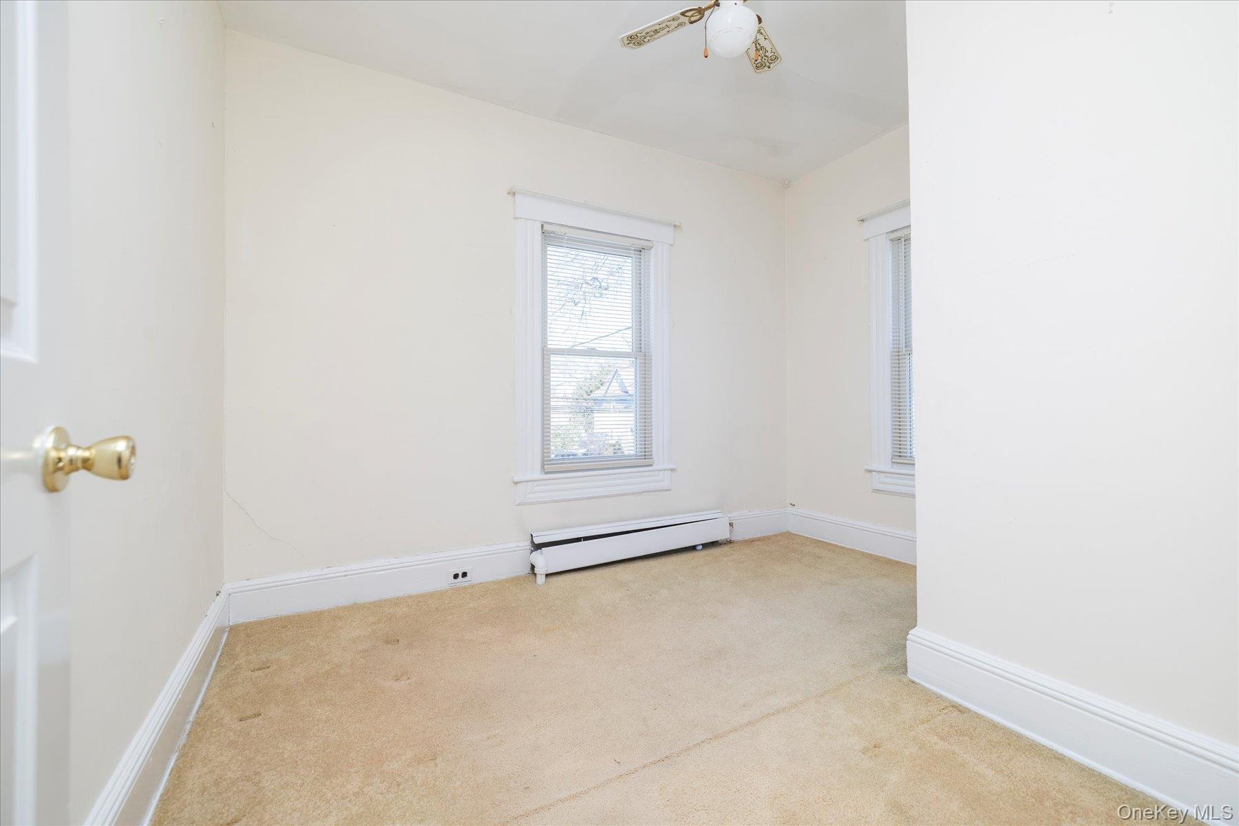 43 Garfield Place, East Rockaway, NY 11518