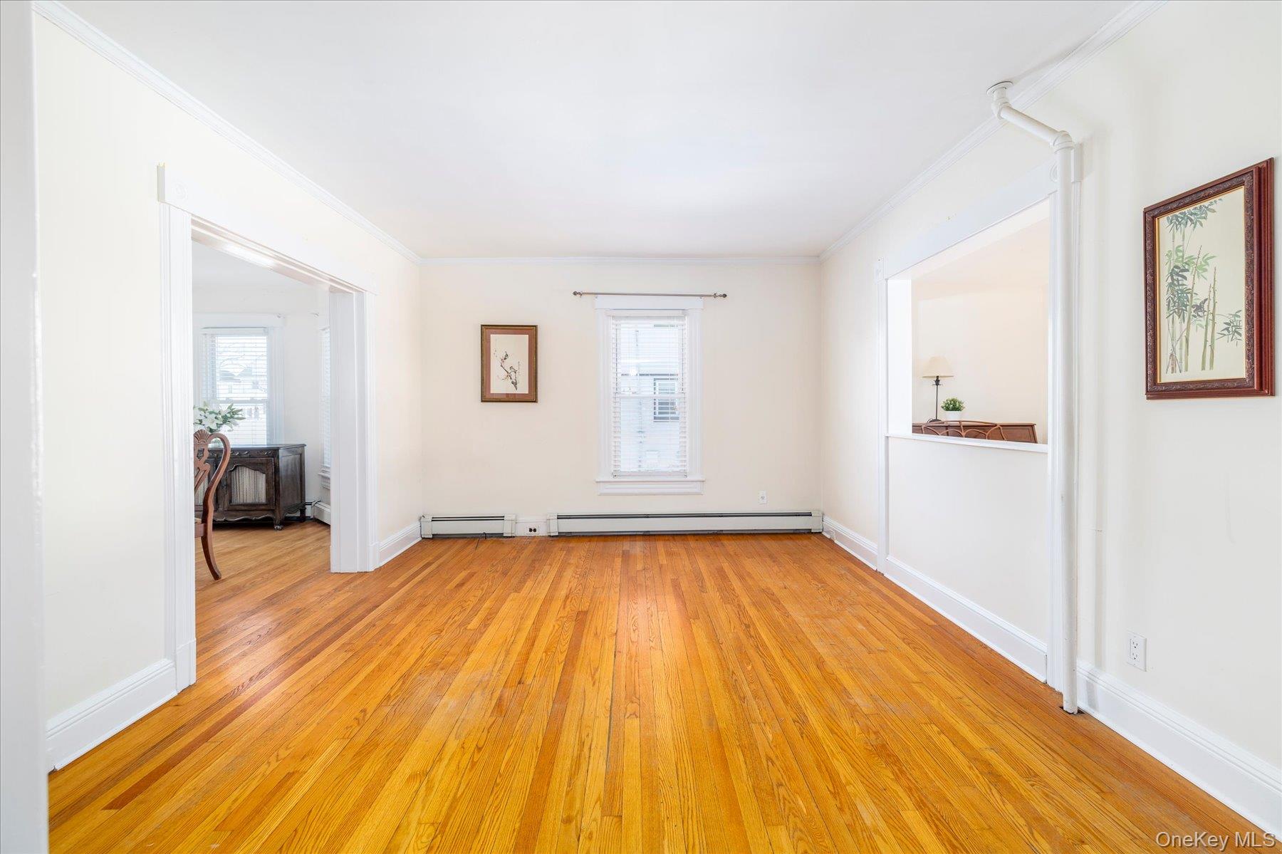 43 Garfield Place, East Rockaway, NY 11518