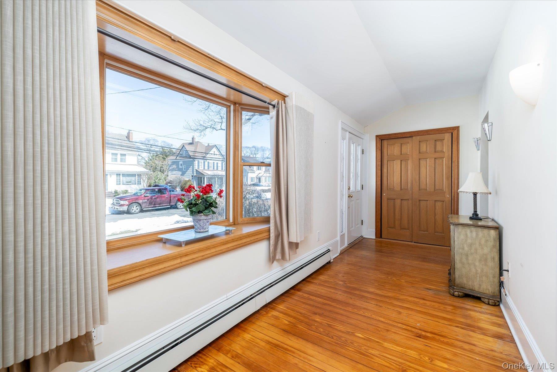 43 Garfield Place, East Rockaway, NY 11518