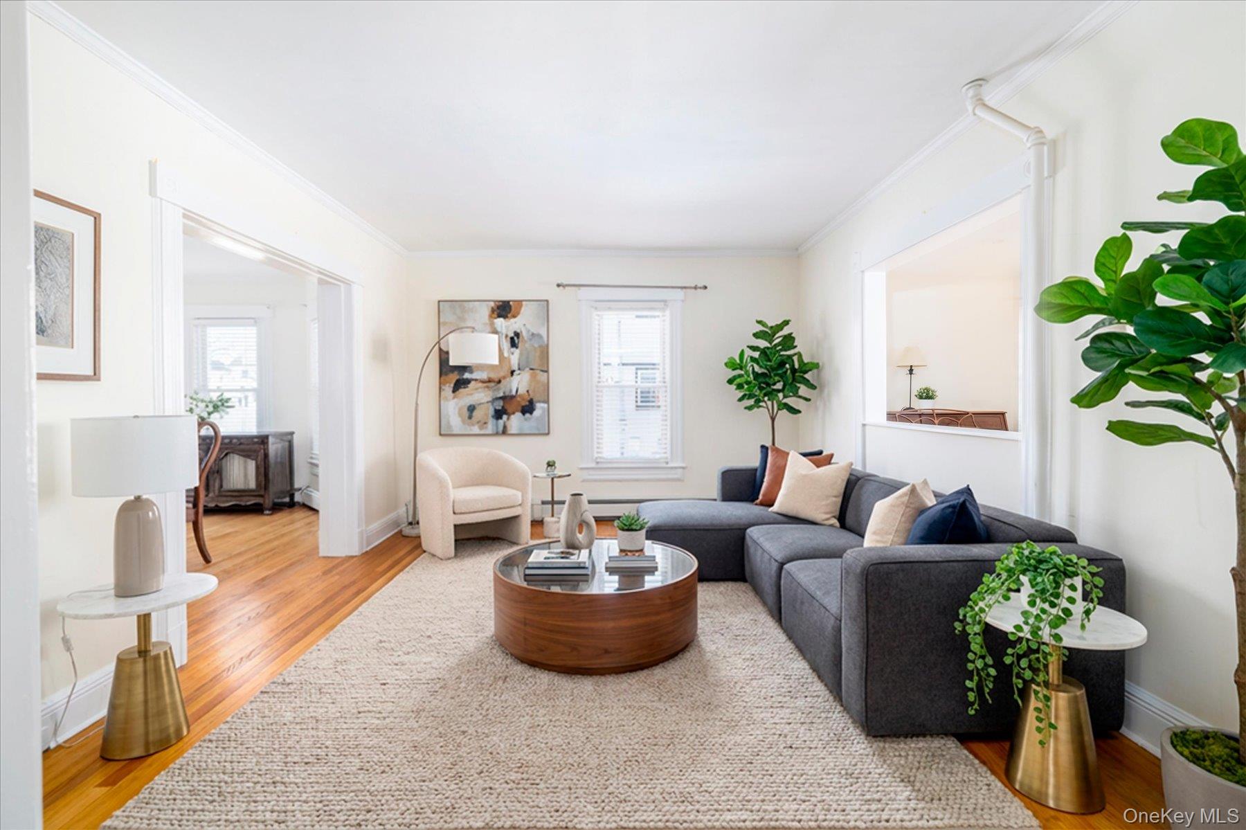 43 Garfield Place, East Rockaway, NY 11518