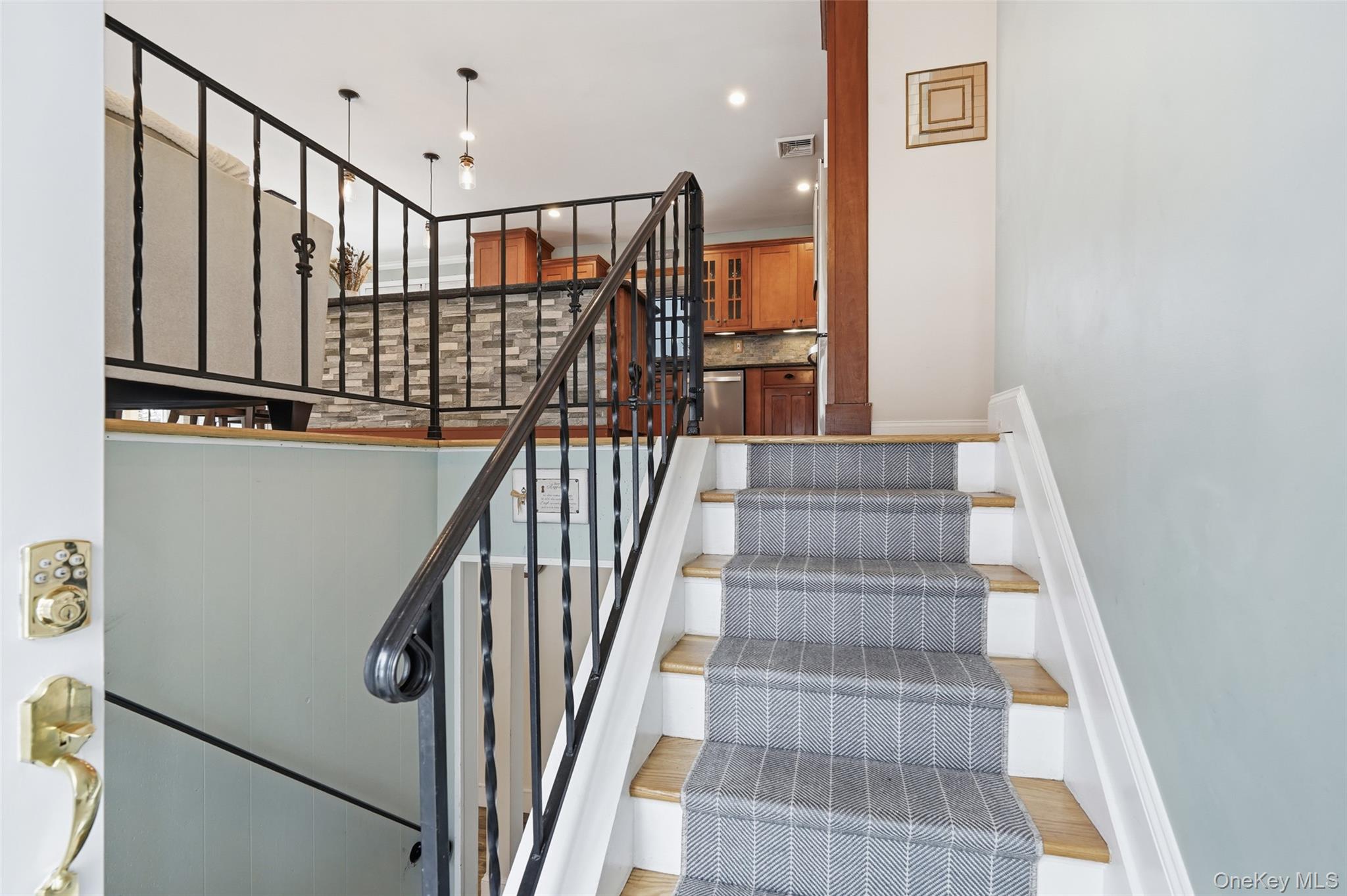 9 Mercury Court, Carmel, NY 10512