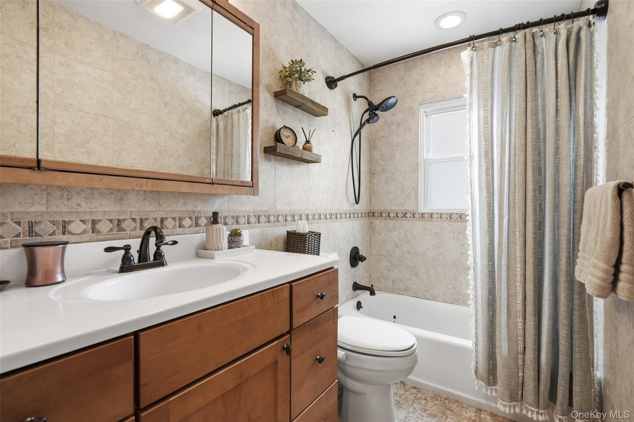 9 Mercury Court, Carmel, NY 10512