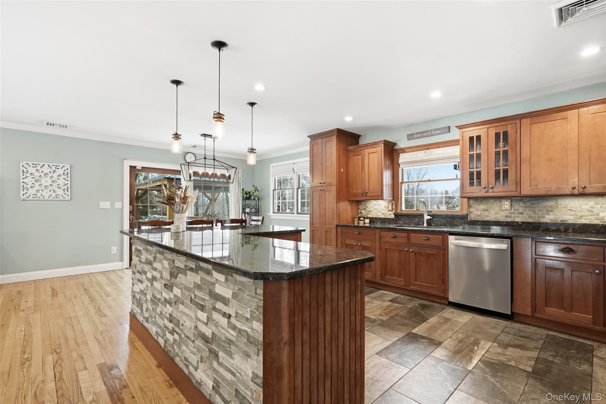 9 Mercury Court, Carmel, NY 10512