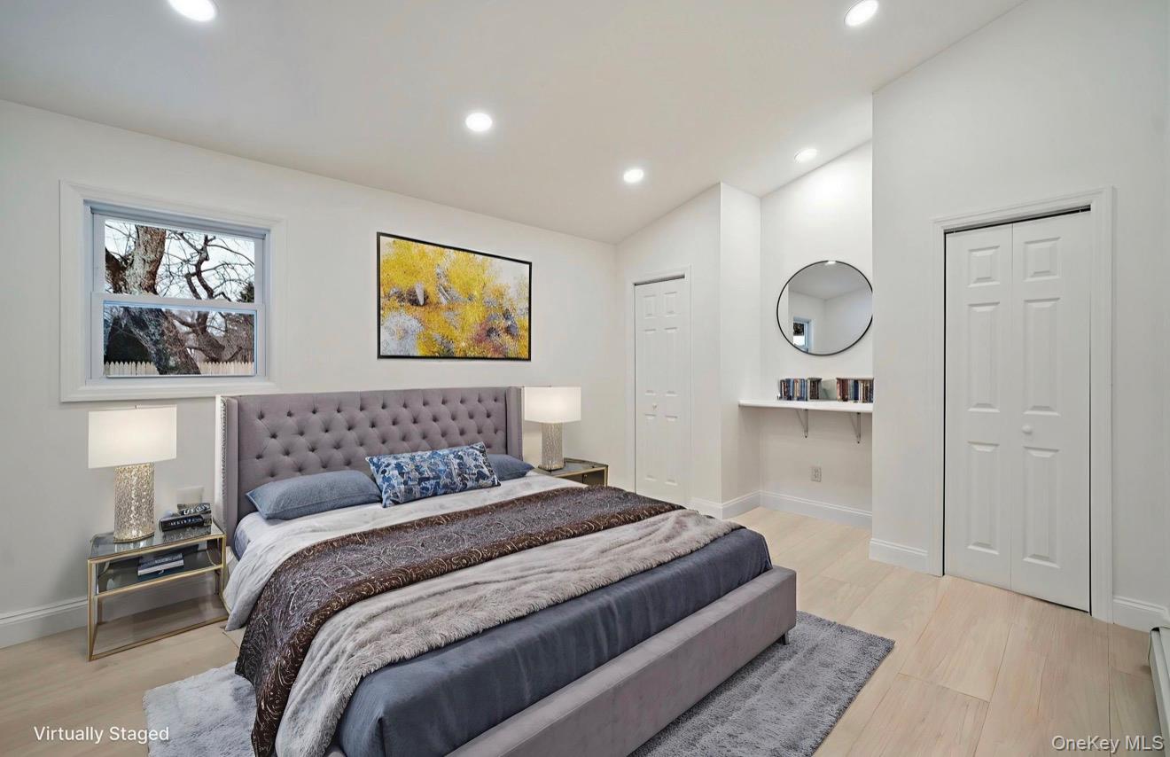 10 Linda Lane, Central Islip, NY 11722