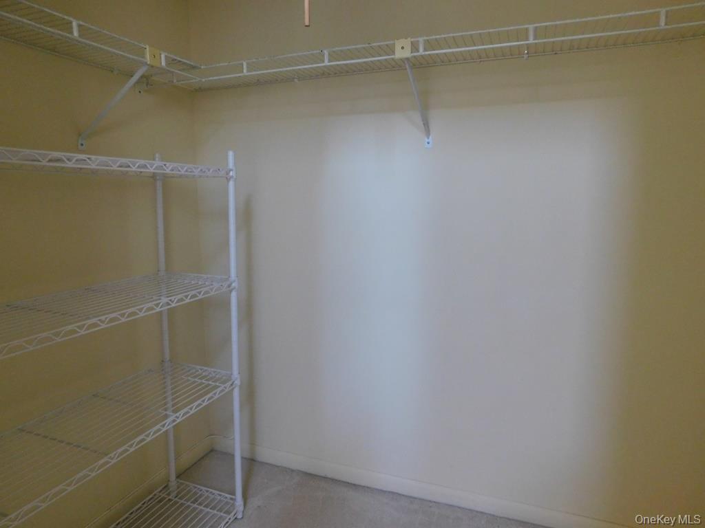 729 Hewitt Lane, New Windsor, NY 12553