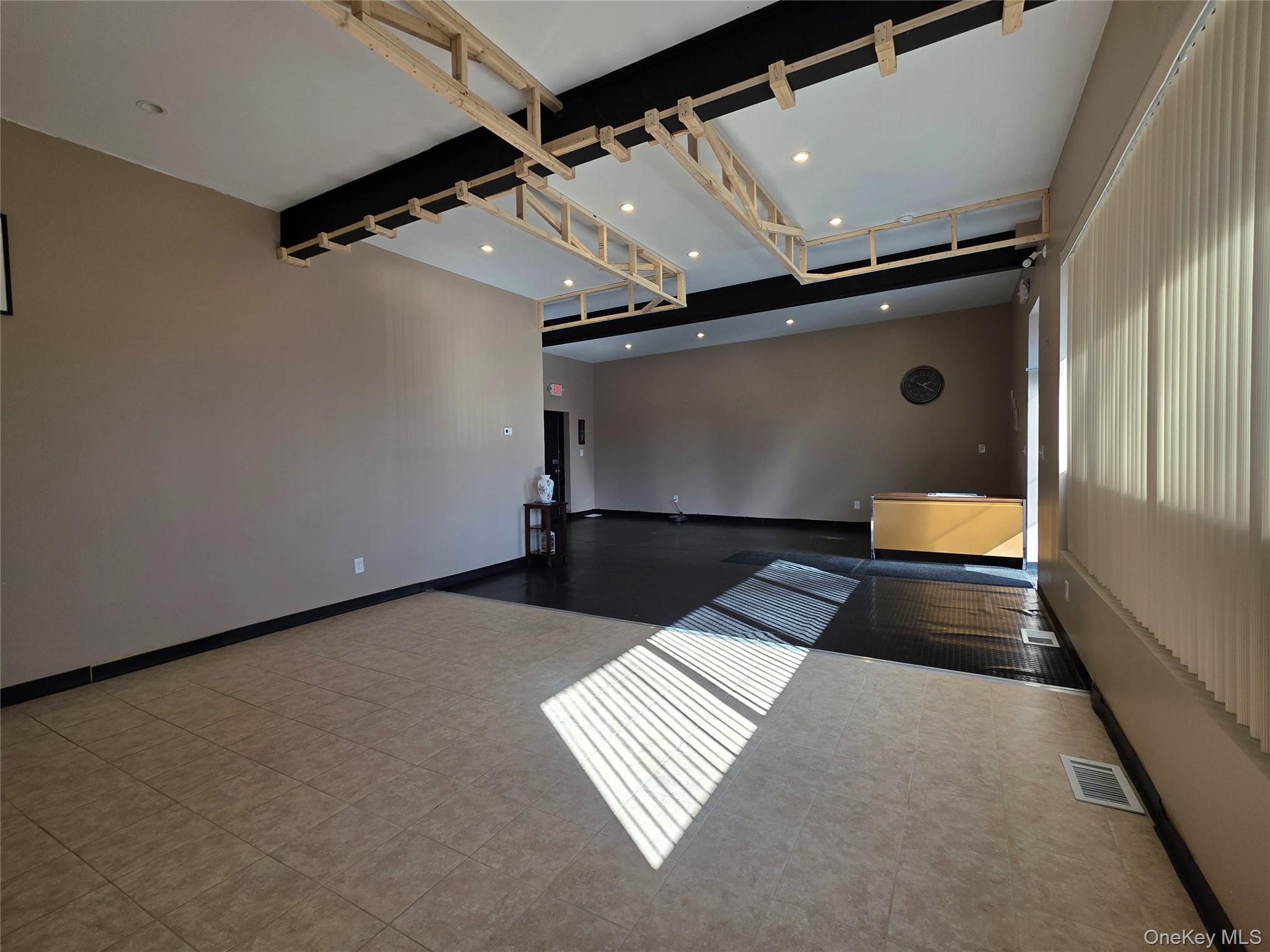 3 IVY Road, Kings Park, NY 11754