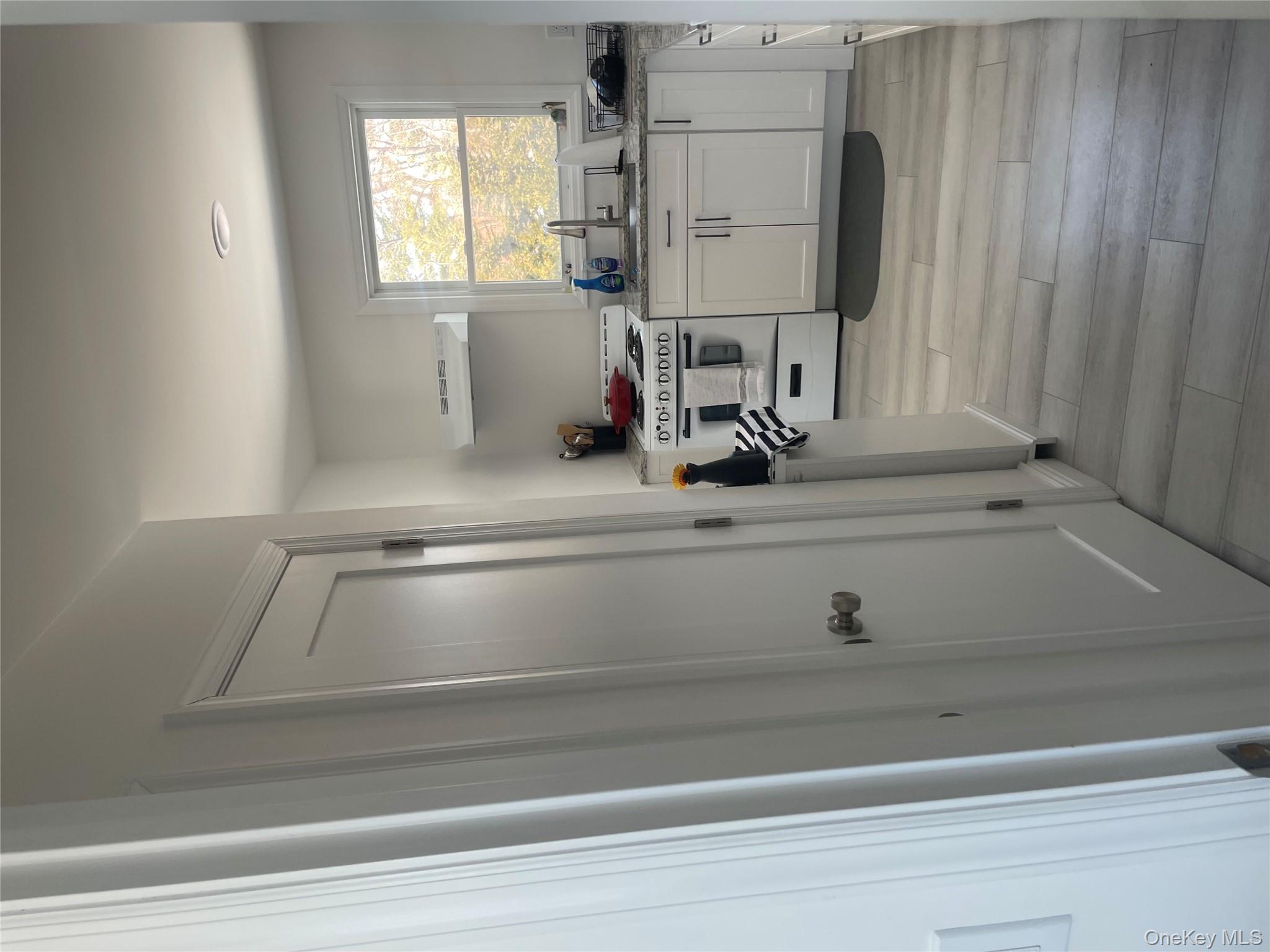 7 Anawanda Road, North Babylon, NY 11703