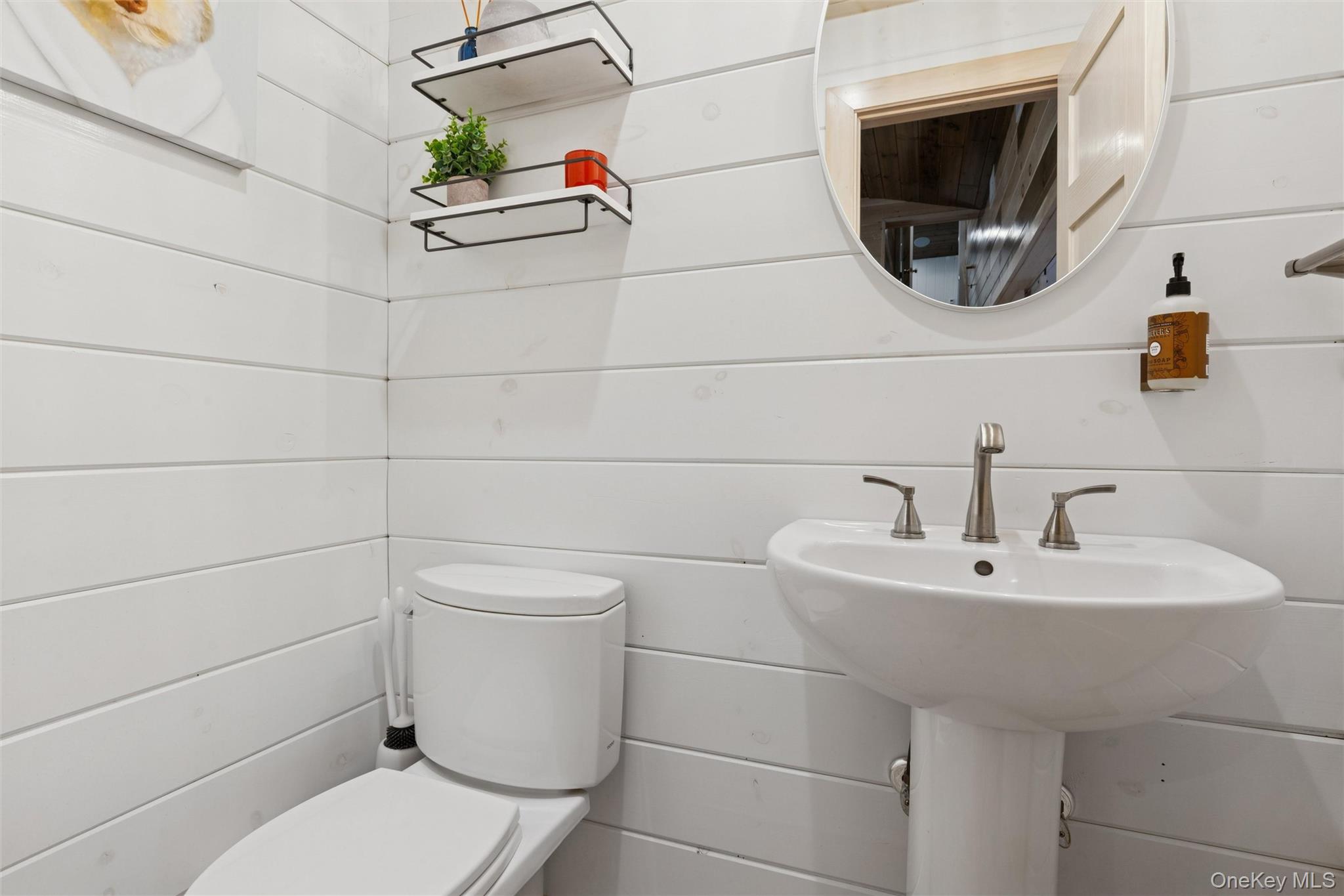 18 Matilda Court, Bayport, NY 11705