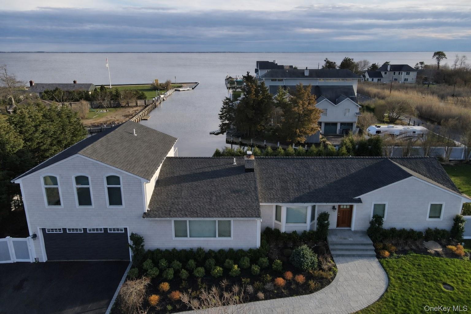 18 Matilda Court, Bayport, NY 11705