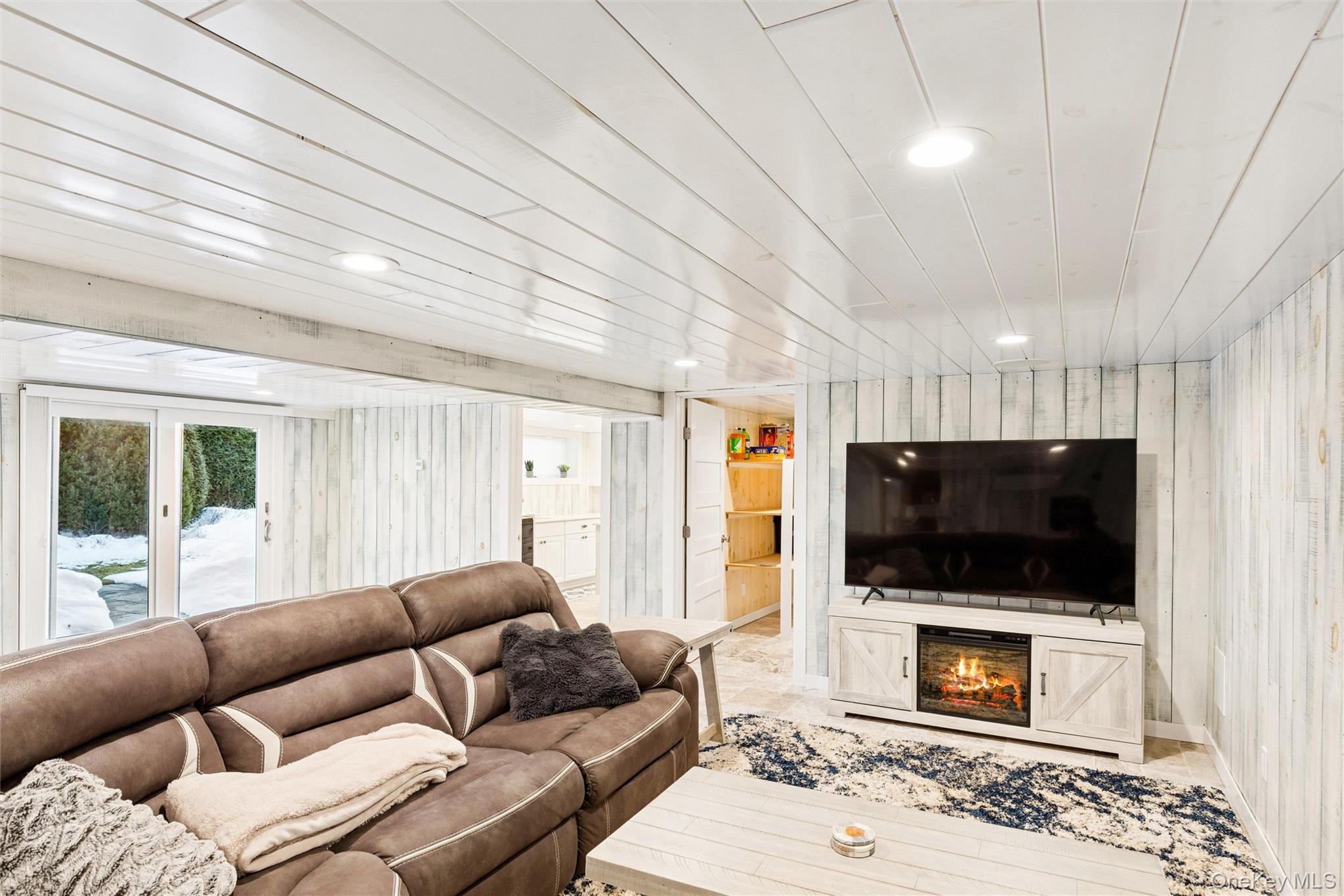 18 Matilda Court, Bayport, NY 11705