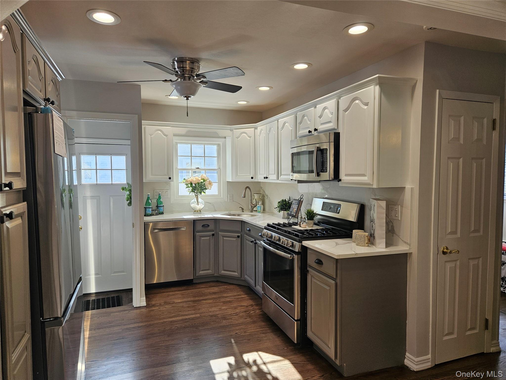 211 Iceland Drive, South Huntington, NY 11746