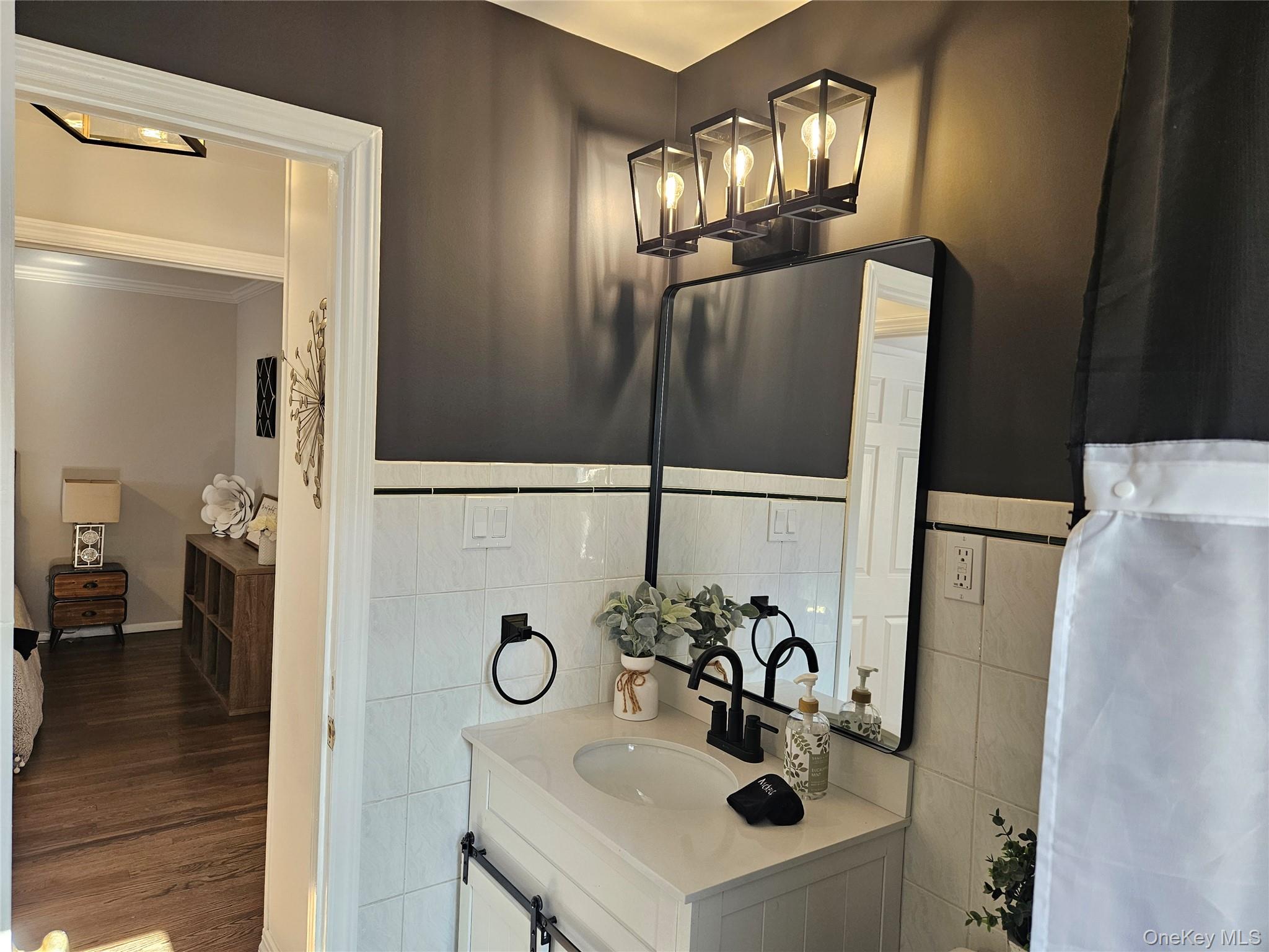 211 Iceland Drive, South Huntington, NY 11746