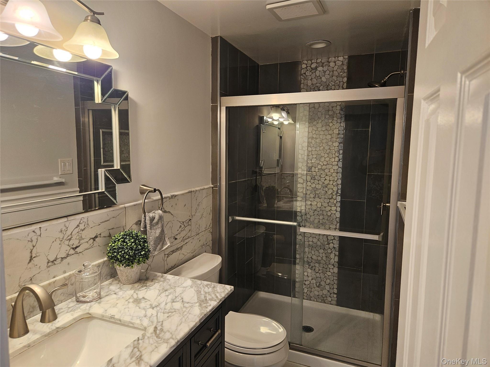 211 Iceland Drive, South Huntington, NY 11746