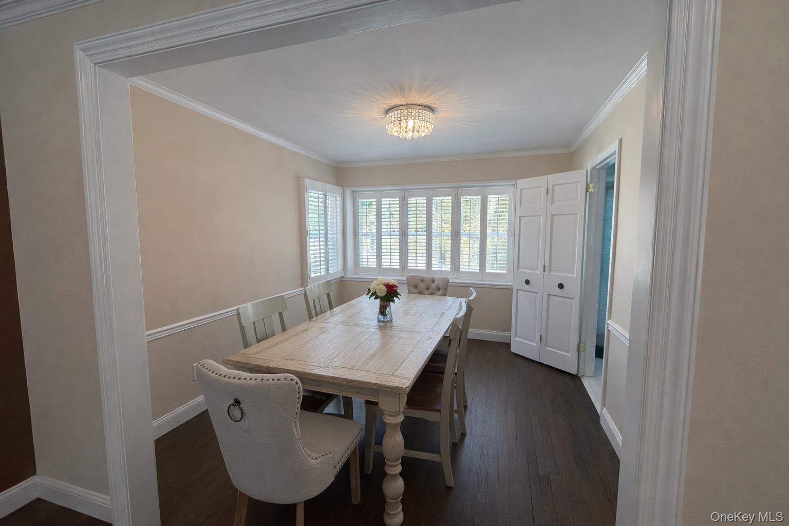 892 Lilac Drive, Massapequa, NY 11758