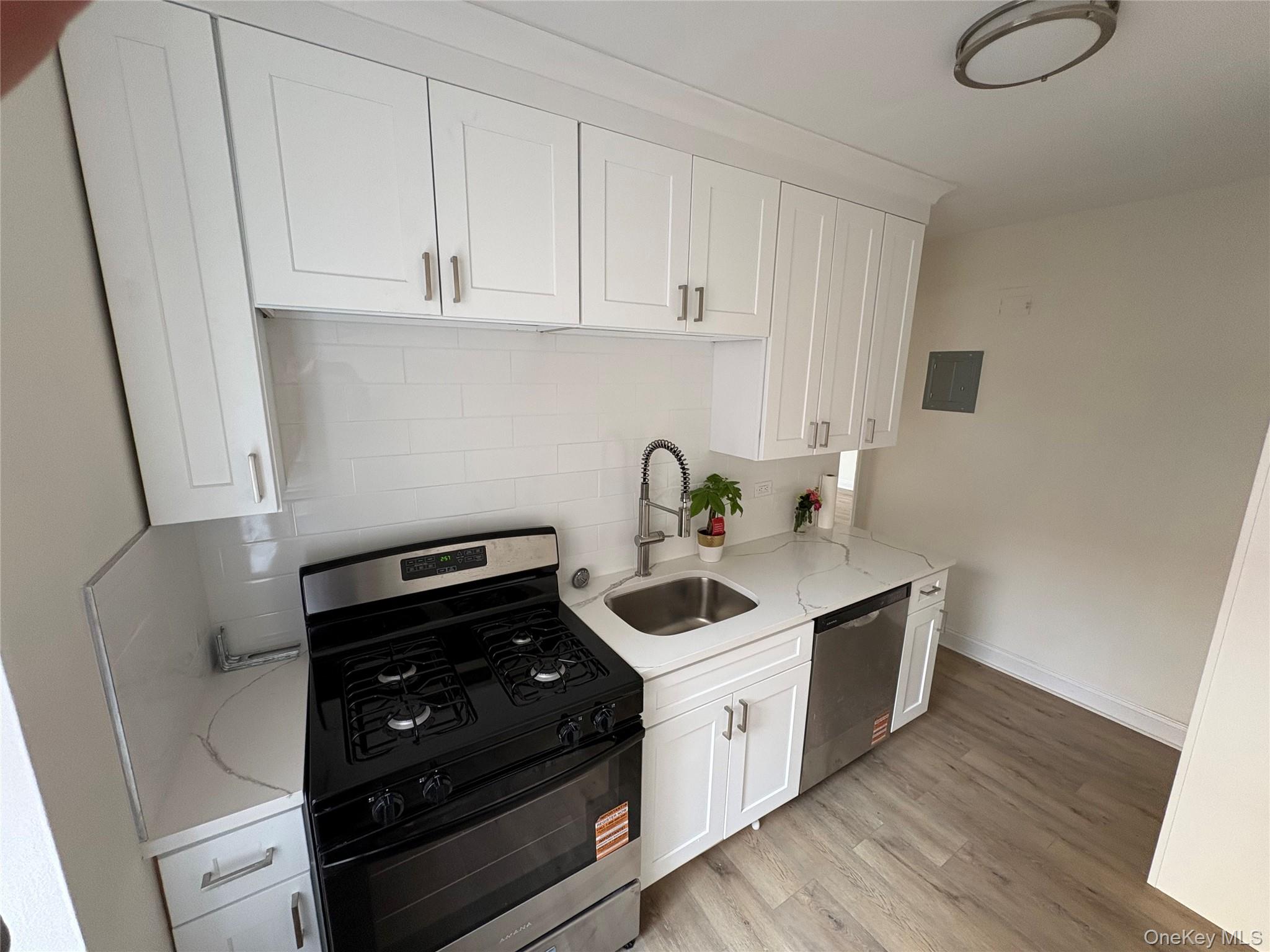 67-12 Yellowstone Boulevard # F6, Flushing, NY 11375