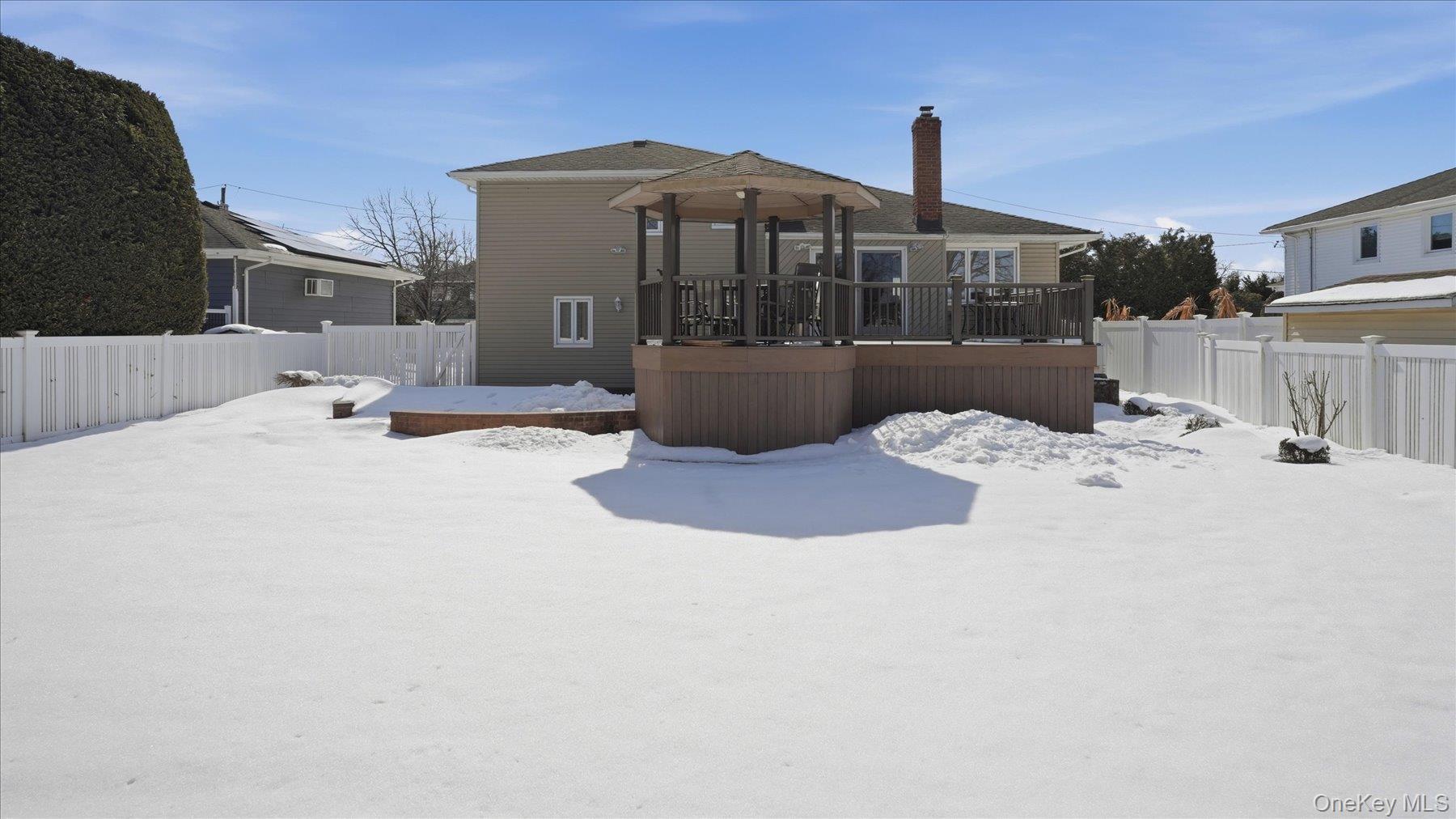 2432 Aron Drive N, Seaford, NY 11783