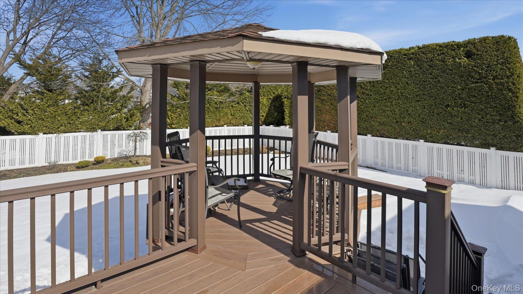 2432 Aron Drive N, Seaford, NY 11783