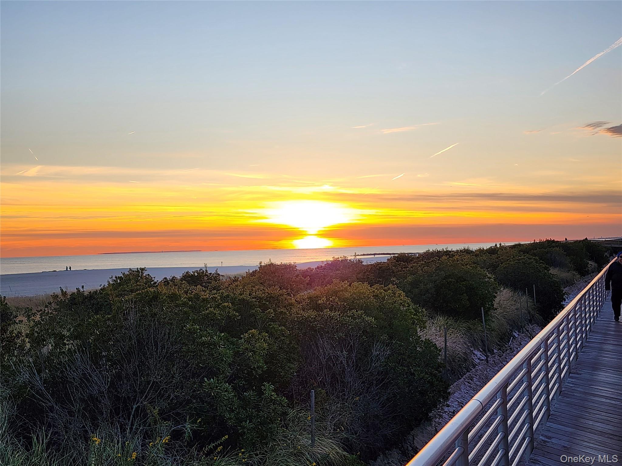 522 Shore Road # 2AA, Long Beach, NY 11561