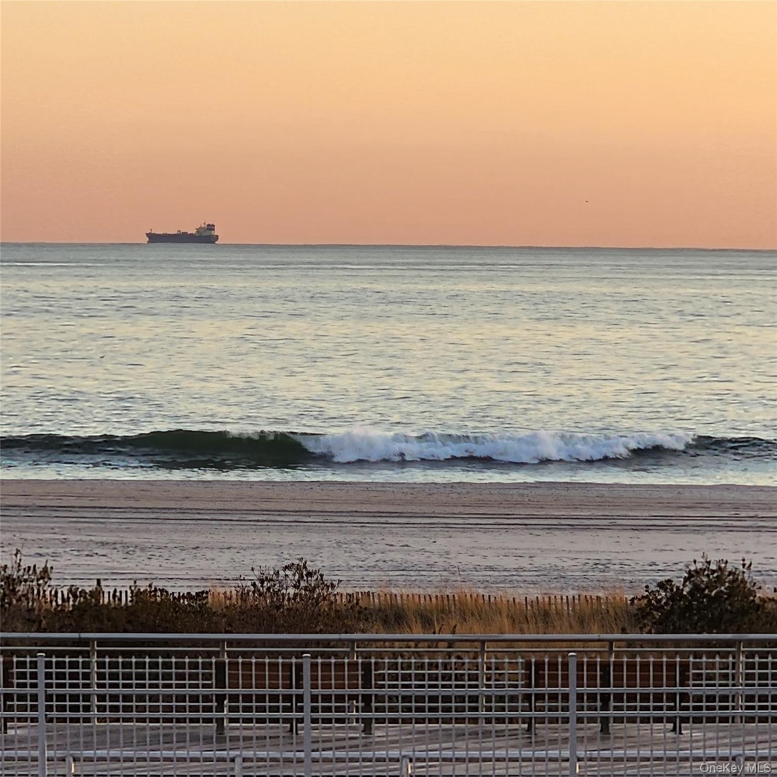 522 Shore Road # 2AA, Long Beach, NY 11561