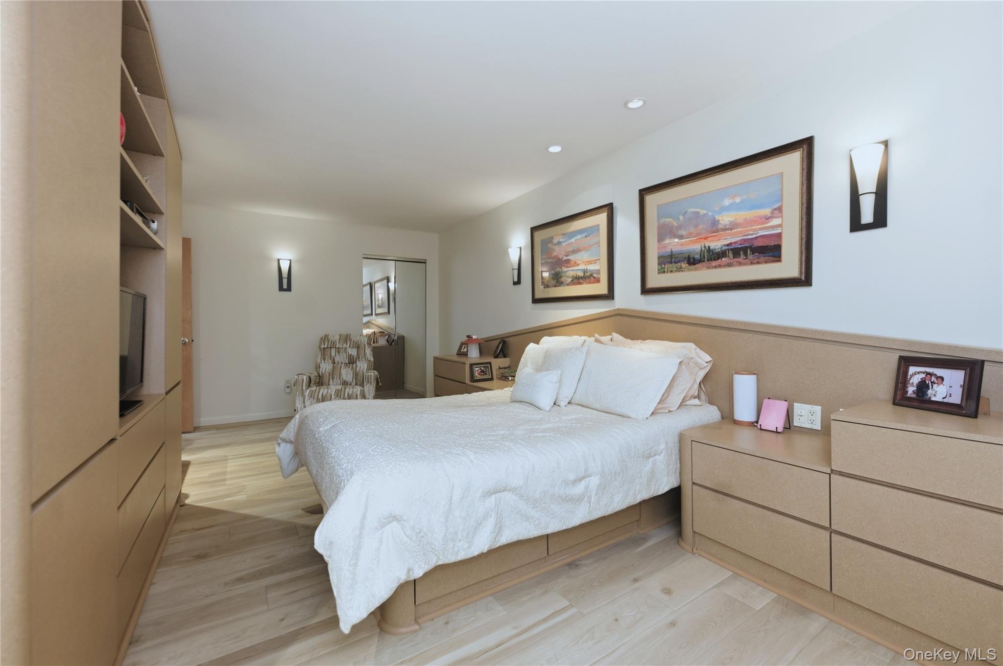 522 Shore Road # 2AA, Long Beach, NY 11561