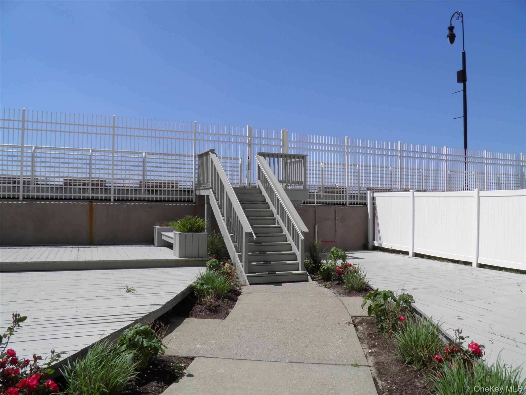 522 Shore Road # 2AA, Long Beach, NY 11561