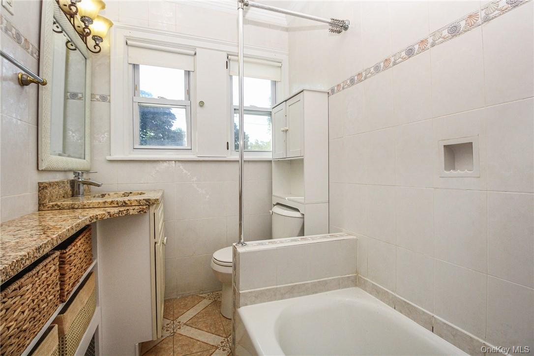 237 Coligni Avenue, New Rochelle, NY 10801