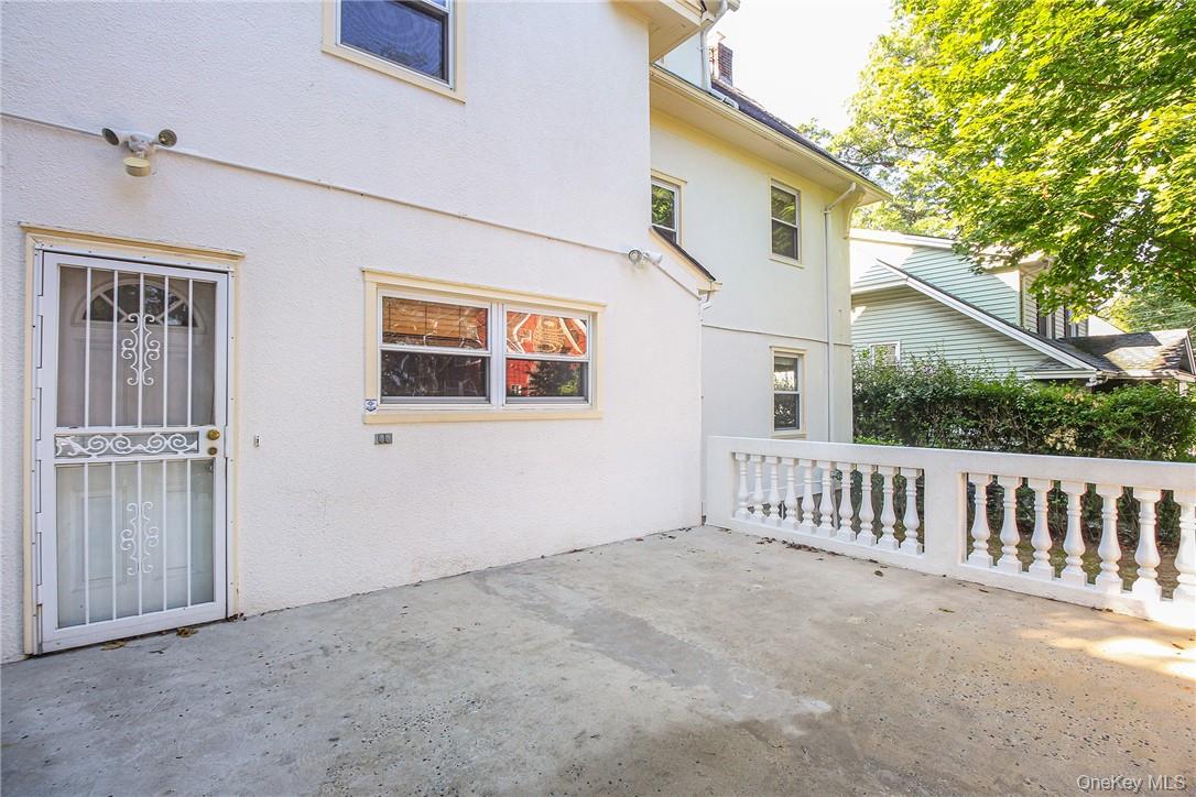 237 Coligni Avenue, New Rochelle, NY 10801