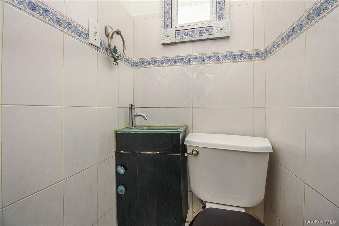 237 Coligni Avenue, New Rochelle, NY 10801