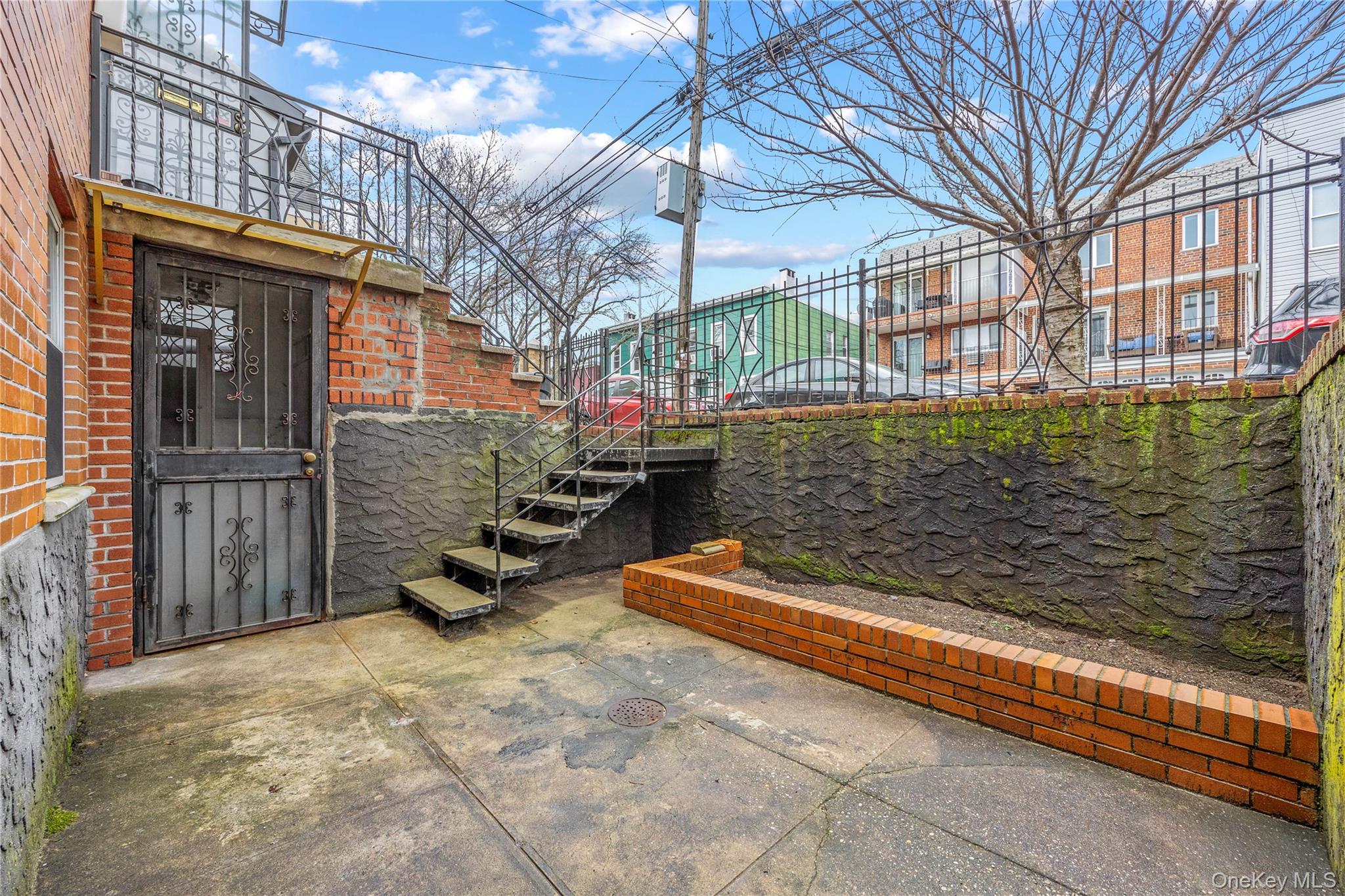 2353 37th Street, Astoria, NY 11105